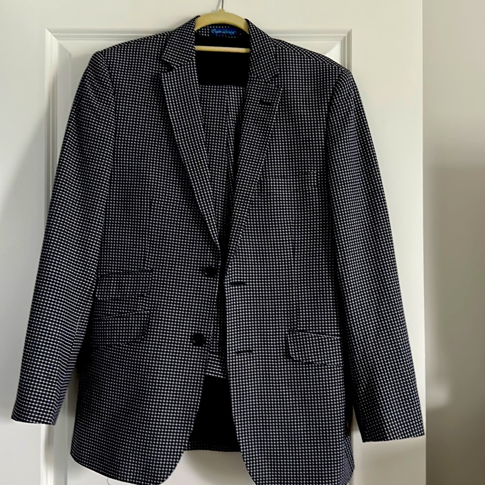 Men’s dress suit